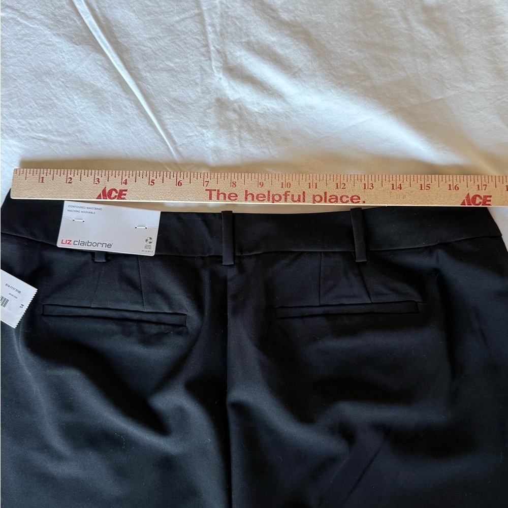 Liz Claiborne Women’s Audra Dress Pants Size 14 Black Curvy Slacks Straight Leg - Picture 3 of 3